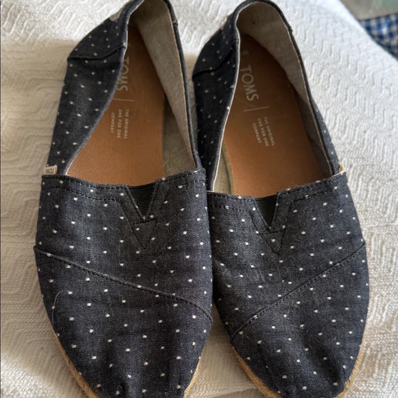 Toms Shoes - Toms Blue Polka Dot Canvas shoes